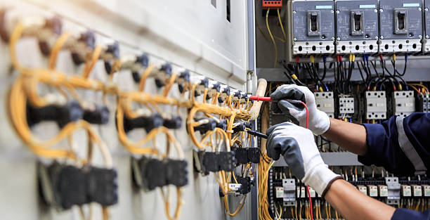 Professional Electrician technician working in Woods Cross, UT
